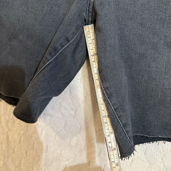 NWT LEVI STRAUSS HIGH-RISE 9" Bermuda SHORTS RELAXED FIT Sz 33x16 - Picture 5 of 16